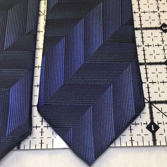 Haight & Ashbury blue/black multi-stripe diagonal striped narrow tie. 100% silk - Picture 8 of 10